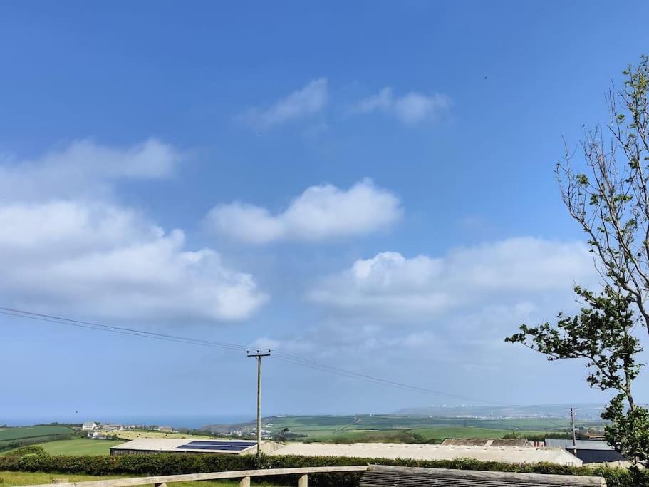 Little Swelle Cabin With Awesome Sea Views Poundstock Exterior foto