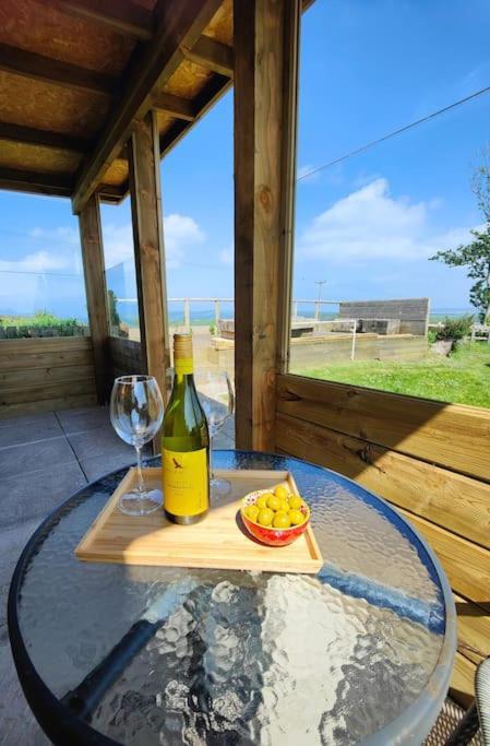 Little Swelle Cabin With Awesome Sea Views Poundstock Exterior foto
